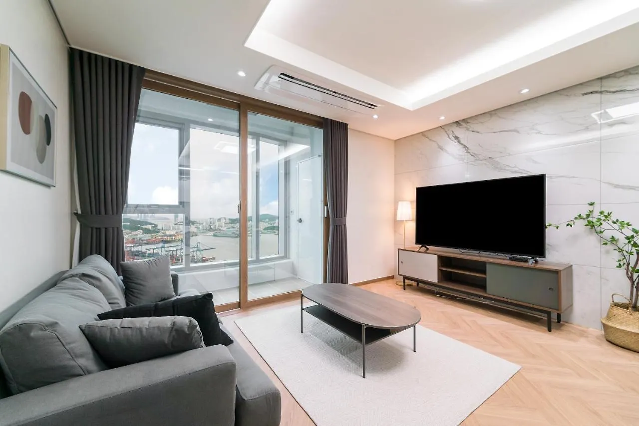 Le Collective Busan Station Apartment